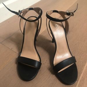 Abound black strappy heels 7.5